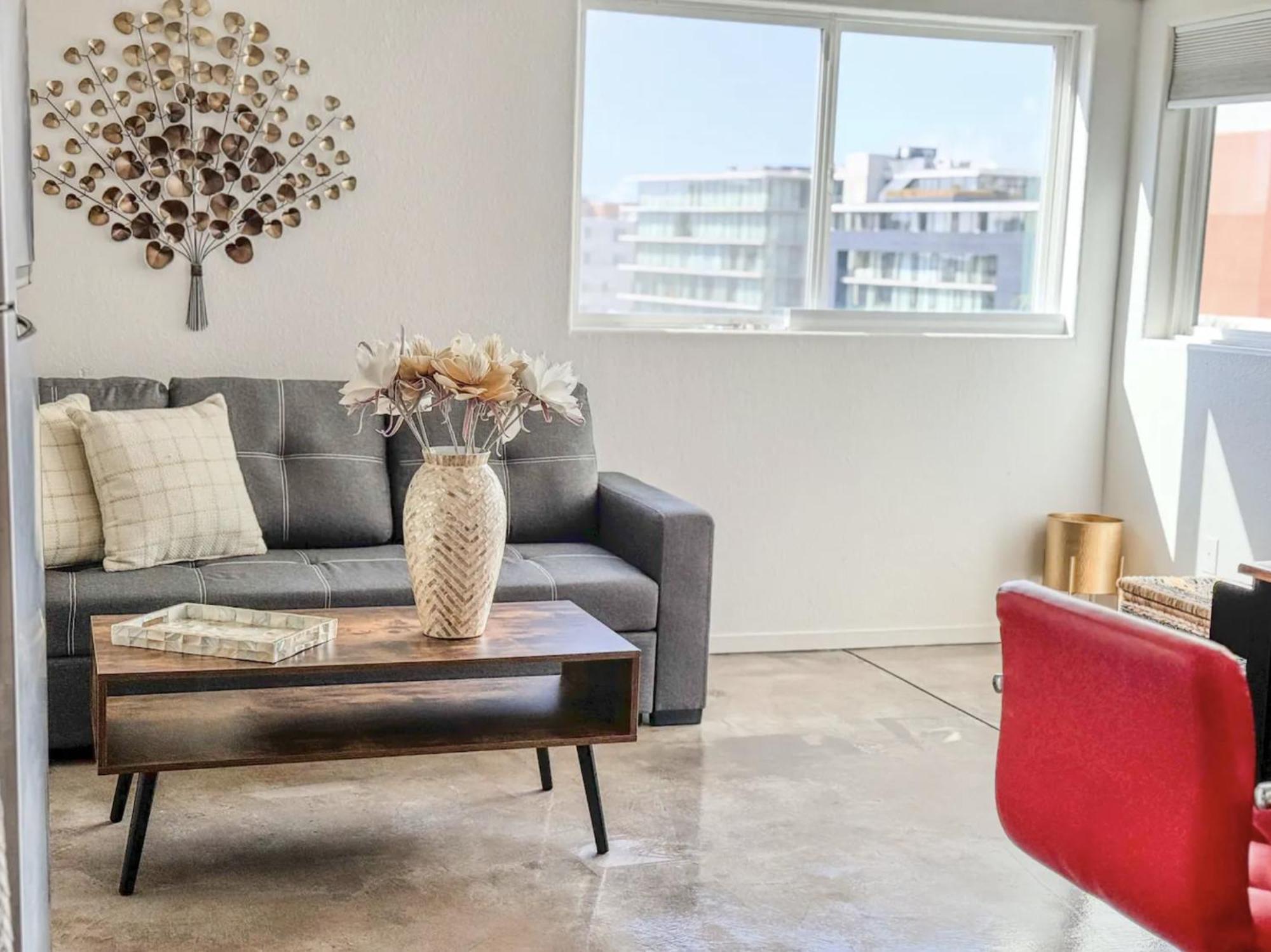 Apartahotel Little Italy Modern Lofts